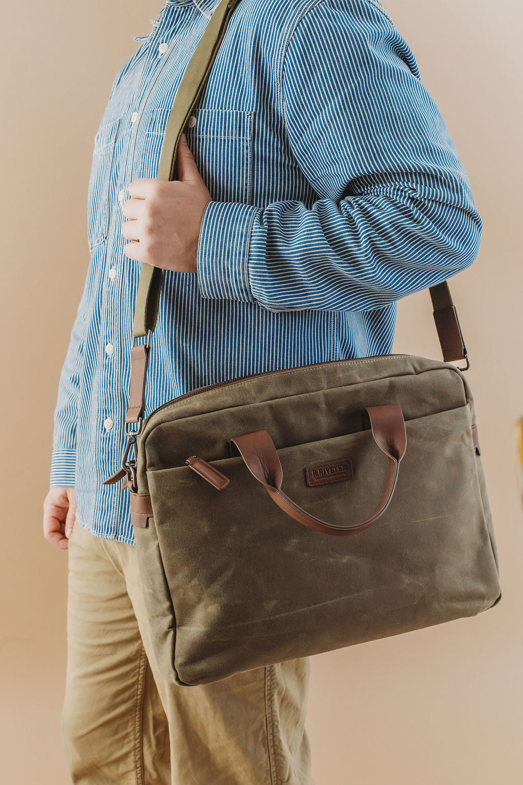 Normandy Men's Briefcase | Fatigue Waxed Canvas
