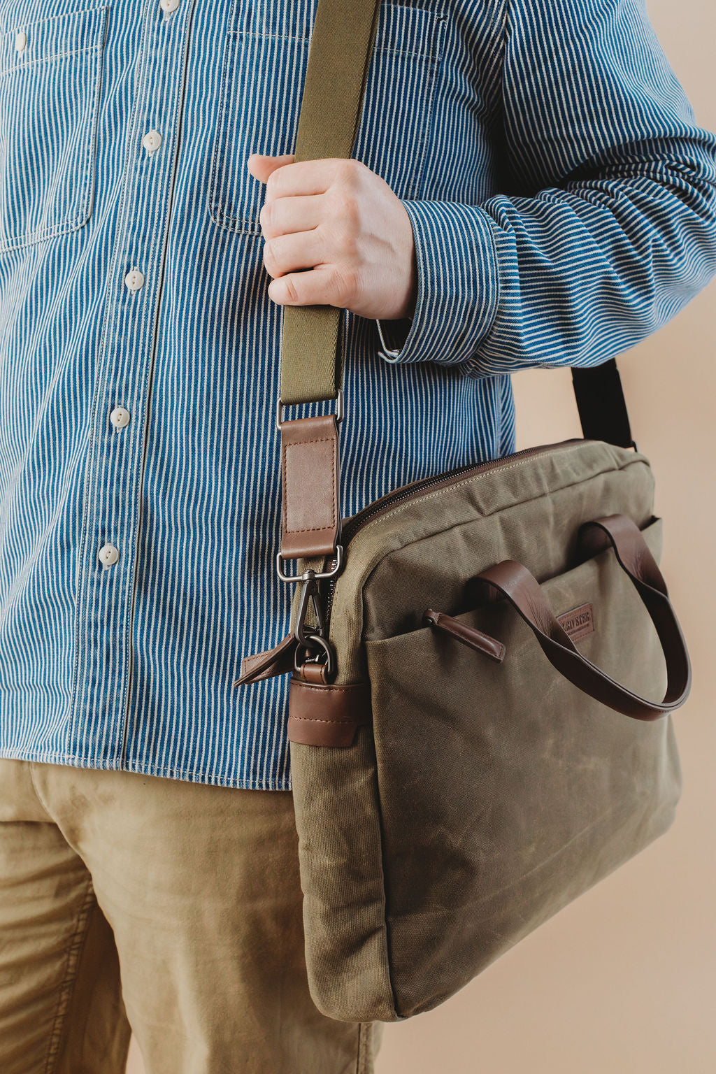 Normandy Men's Briefcase | Fatigue Waxed Canvas