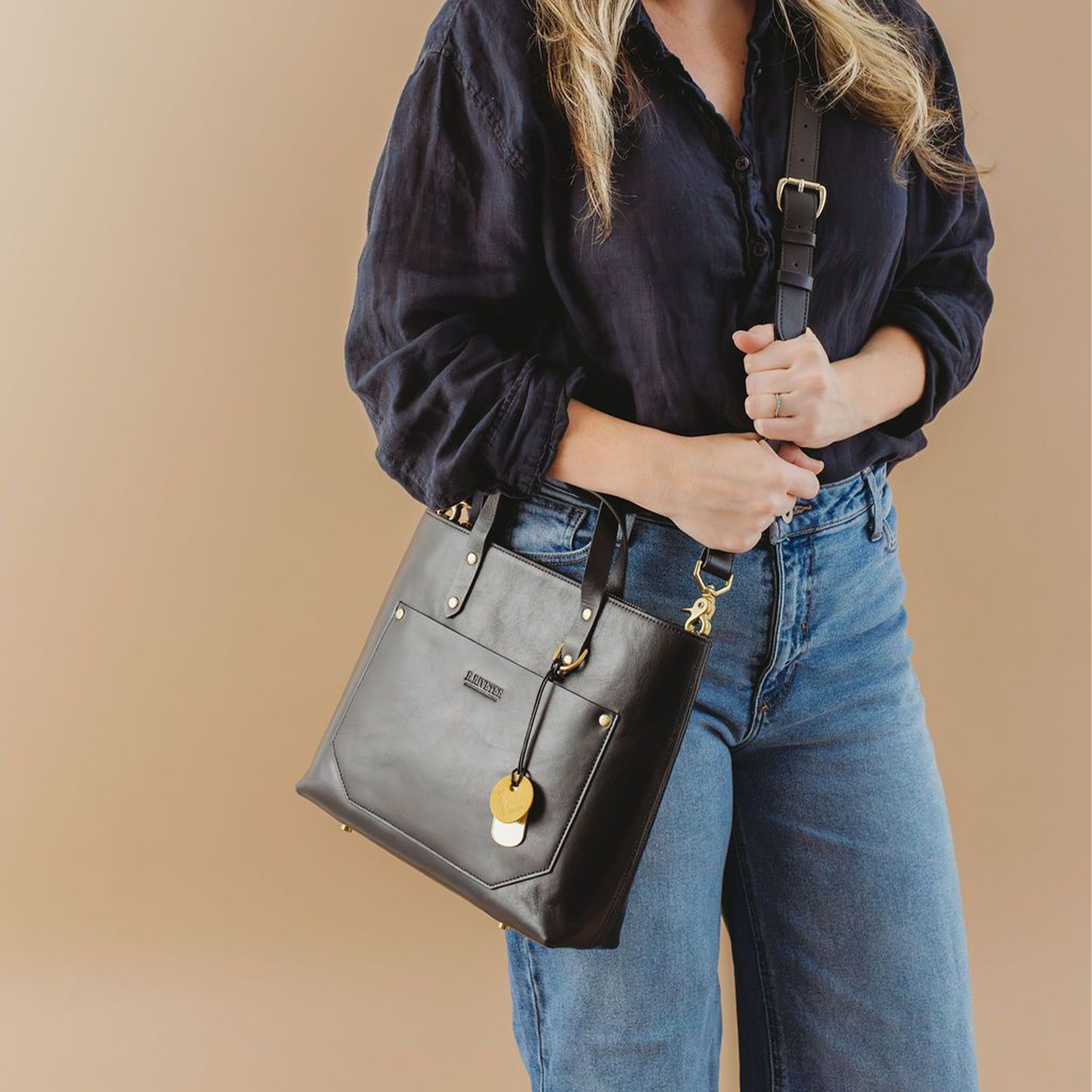 Marcy |  Matte Black Leather